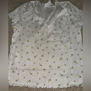 NWOT Women’s floral crop top large